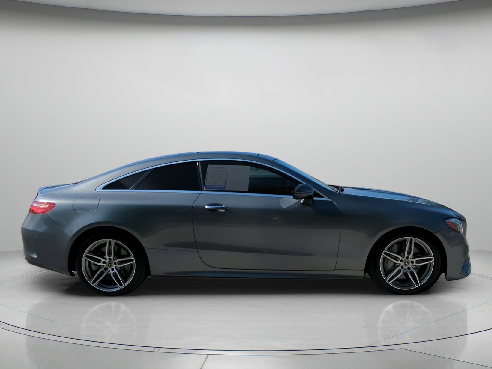 Used 2018 Mercedes-Benz E 400 Coupe image 33