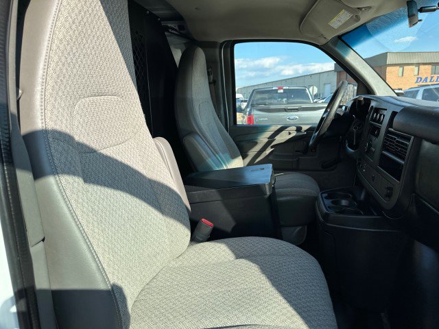 Used 2012 Chevrolet Express 2500 image 25