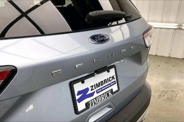 Used 2022 Ford Escape SE w/ Cold Weather Package AWD/4WD image 9