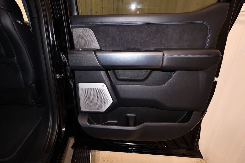 Certified 2025 Ford F350 Platinum AWD/4WD image 18