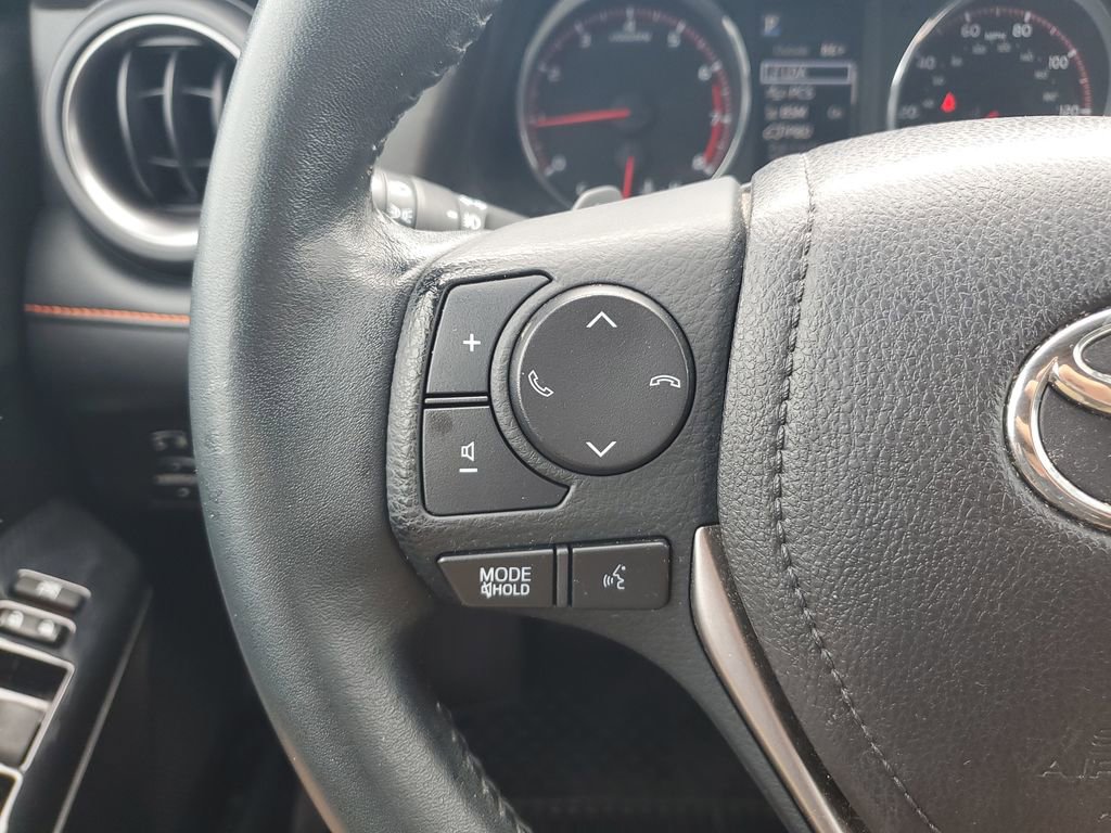 Used 2017 Toyota RAV4 SE AWD/4WD image 18