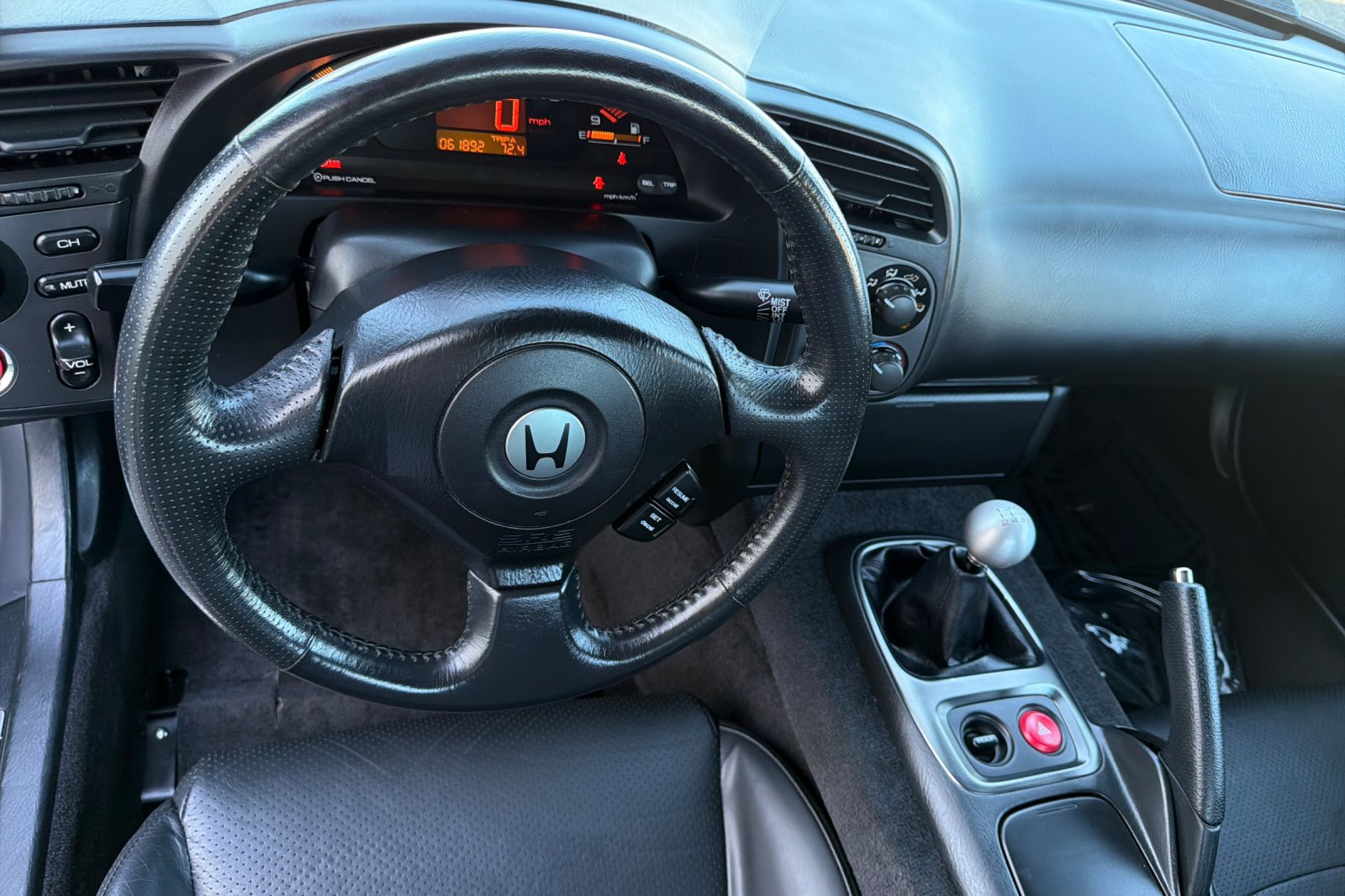 Used 2001 Honda S2000 image 17