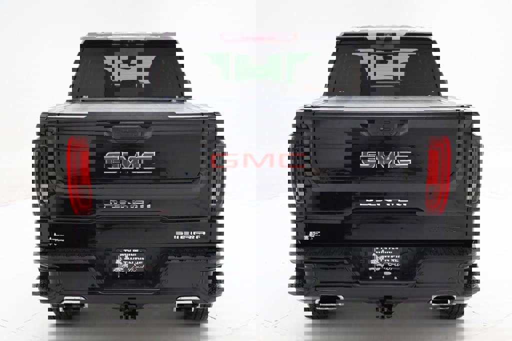 Used 2022 GMC Sierra 1500 Denali w/ Denali Reserve Package image 8