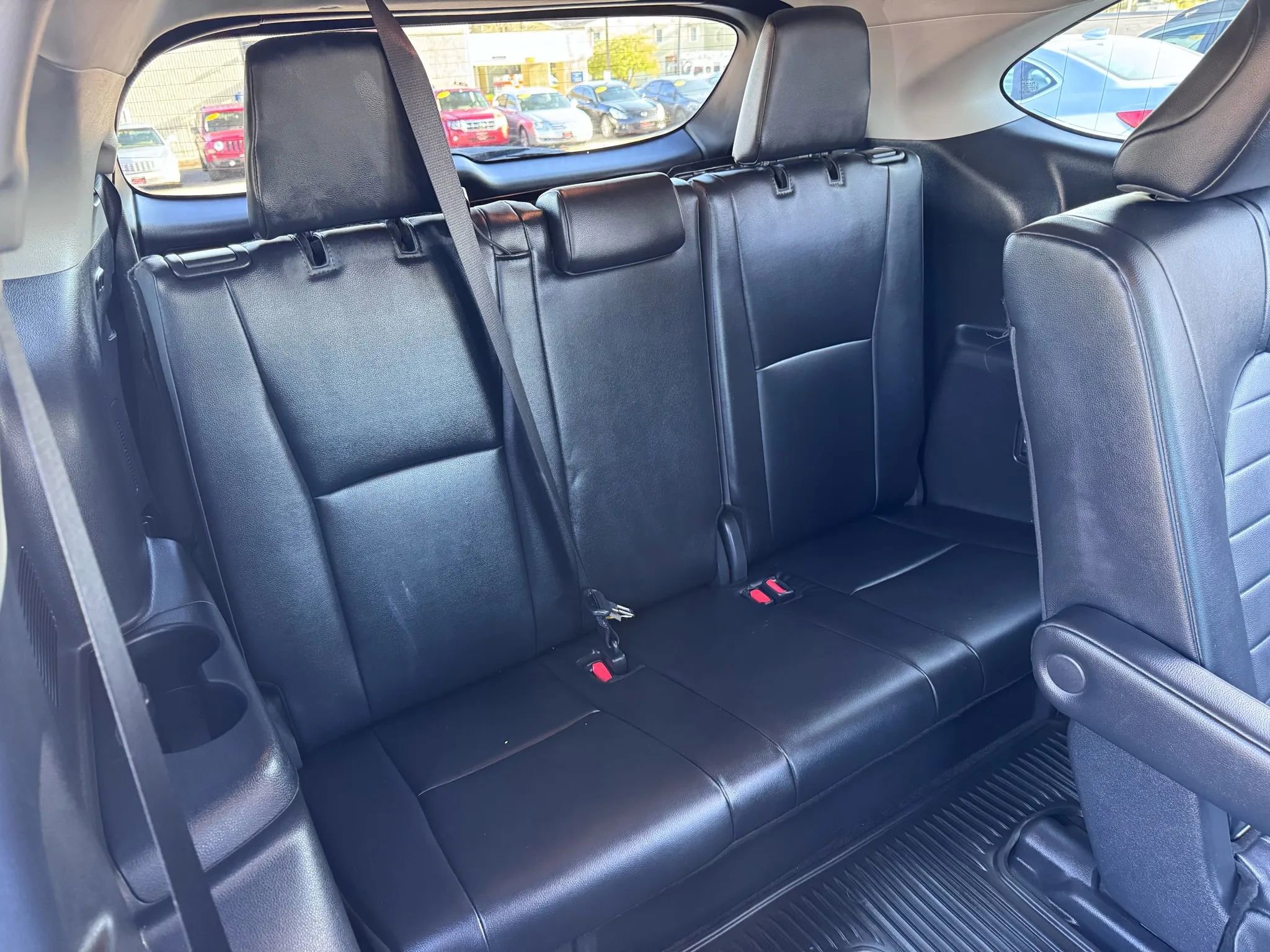 Used 2024 Toyota Highlander XLE image 21