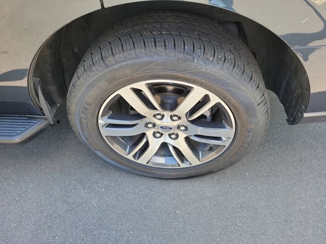 Used 2024 Ford Expedition Limited RWD image 7