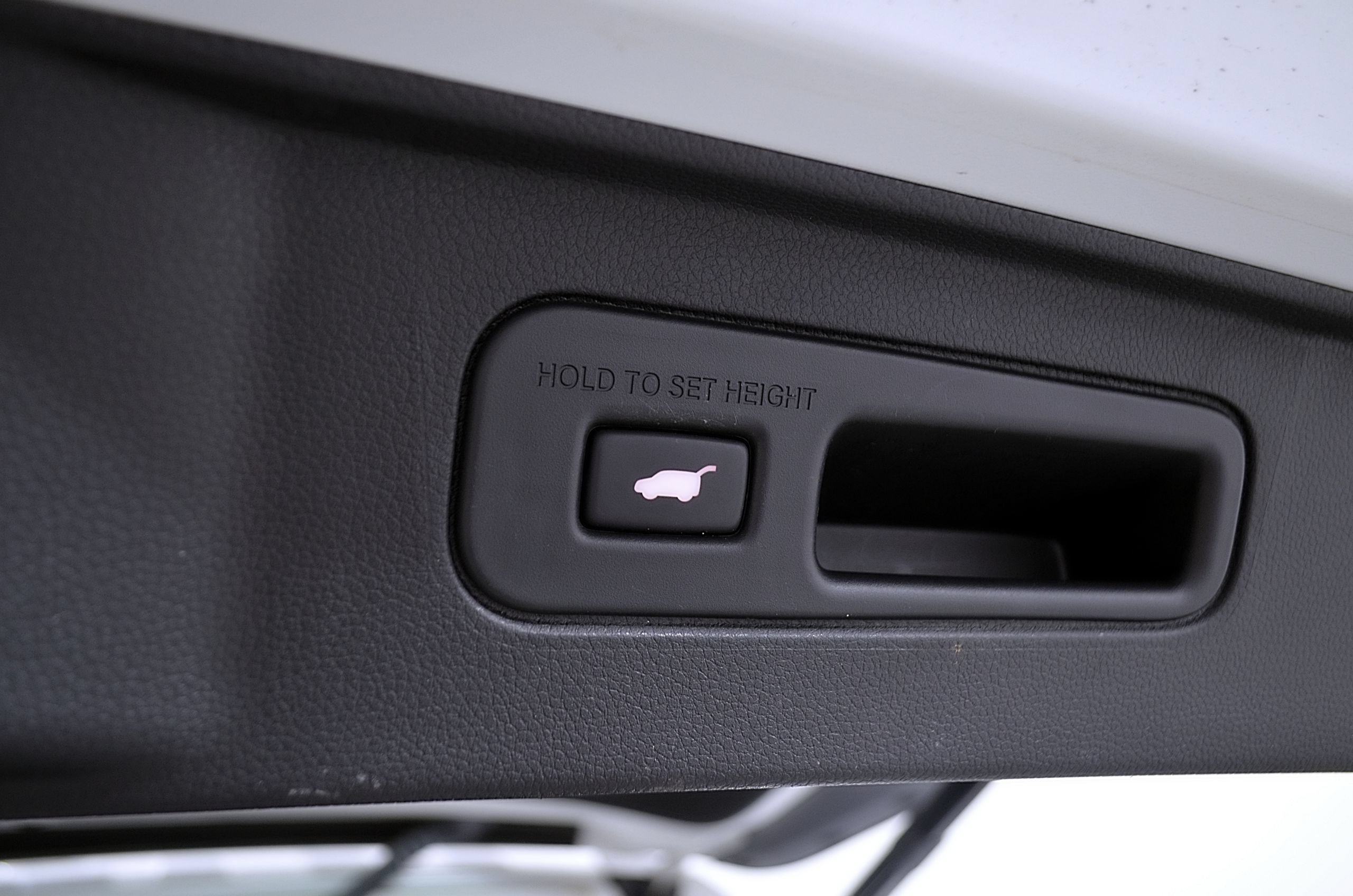 Used 2025 Honda Pilot EX-L image 13