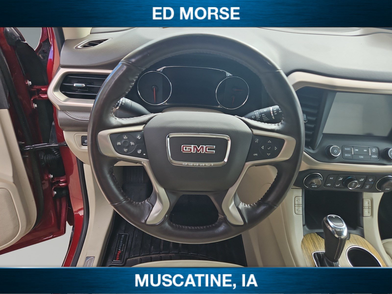 Used 2017 GMC Acadia Denali w/ Technology Package AWD/4WD image 14