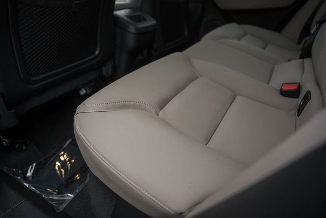 New 2026 Volvo XC60 B5 Plus w/ Protection Package Premier image 32