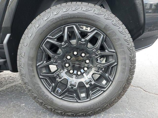 New 2025 GMC Hummer EV 2X AWD/4WD image 12