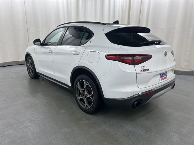 Used 2023 Alfa Romeo Stelvio Ti w/ Active Assist Plus Package image 4
