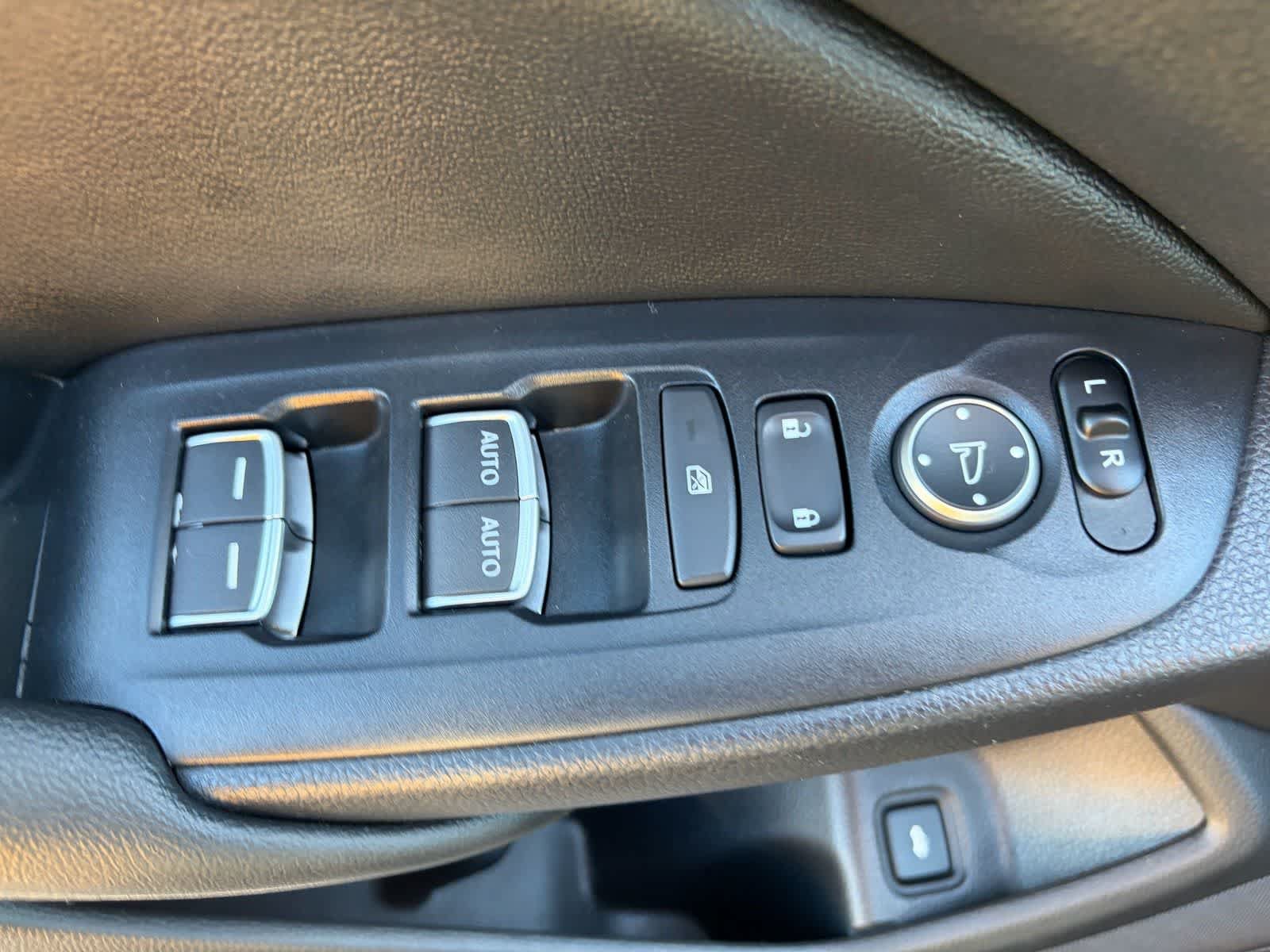 Used 2019 Honda Accord Sport image 11