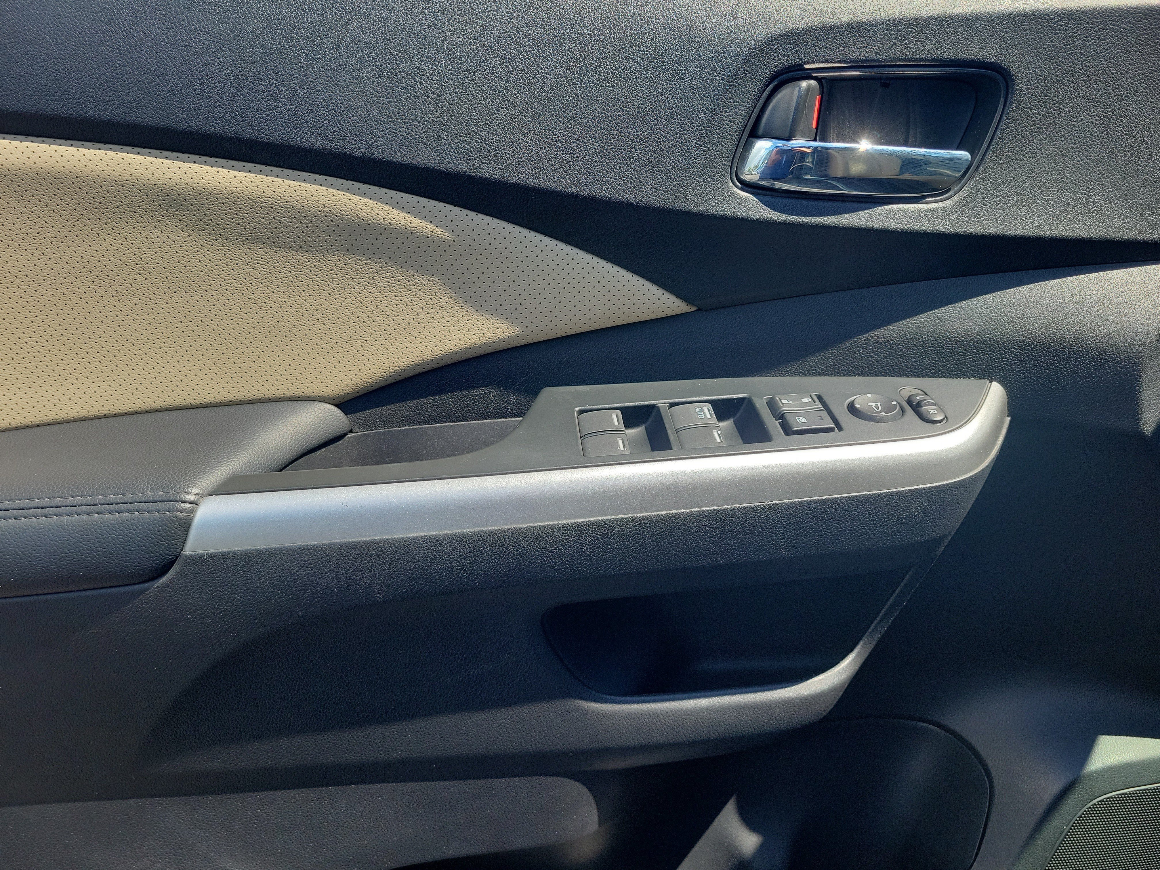 Used 2015 Honda CR-V EX-L image 20