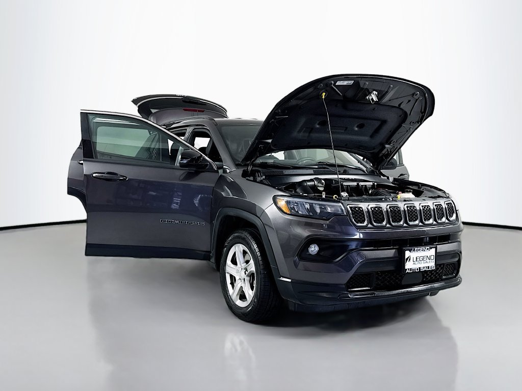 Used 2023 Jeep Compass Latitude w/ Convenience Group AWD/4WD image 21