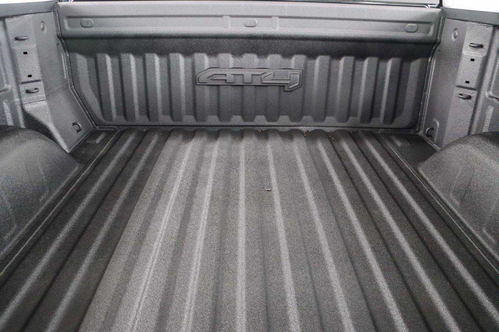 Used 2024 GMC Sierra 1500 AT4 w/ AT4 Preferred Package image 32