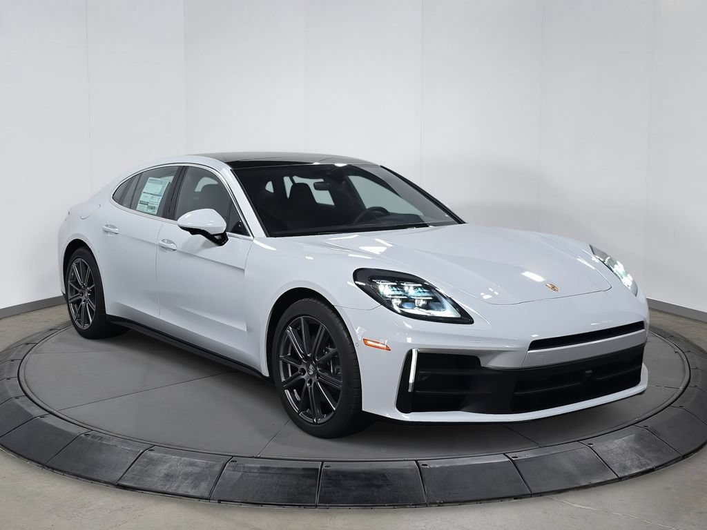 Certified 2025 Porsche Panamera RWD image 9
