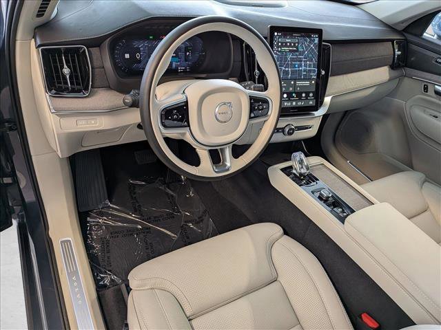 New 2026 Volvo XC90 T8 Ultra w/ Protection Package Premier image 3