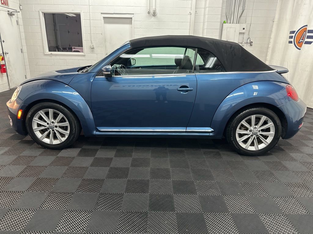 Used 2018 Volkswagen Beetle 2.0T S image 6