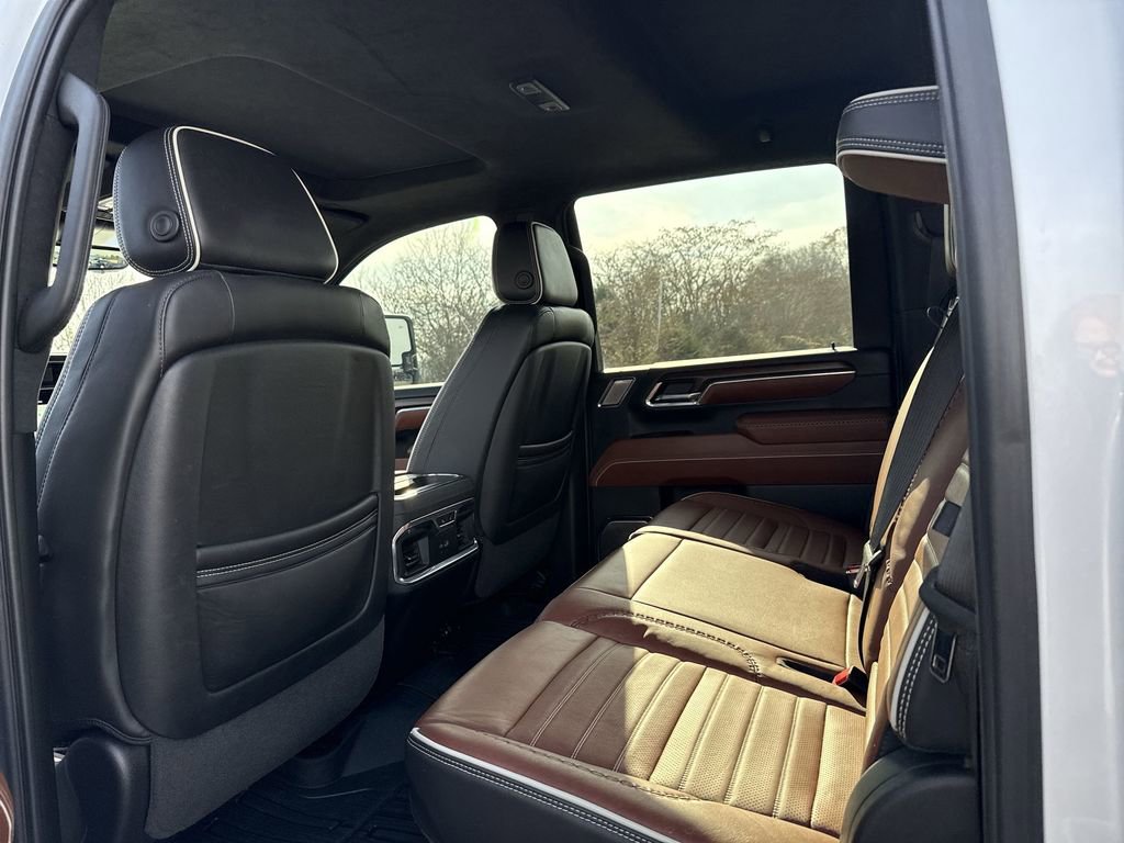 Certified 2024 GMC Sierra 2500 Denali Ultimate image 32