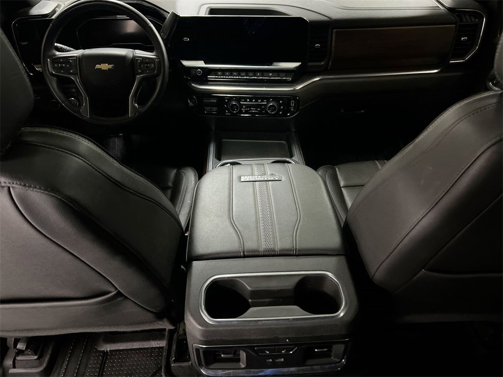 Used 2025 Chevrolet Silverado 2500 High Country w/ Technology Package image 10