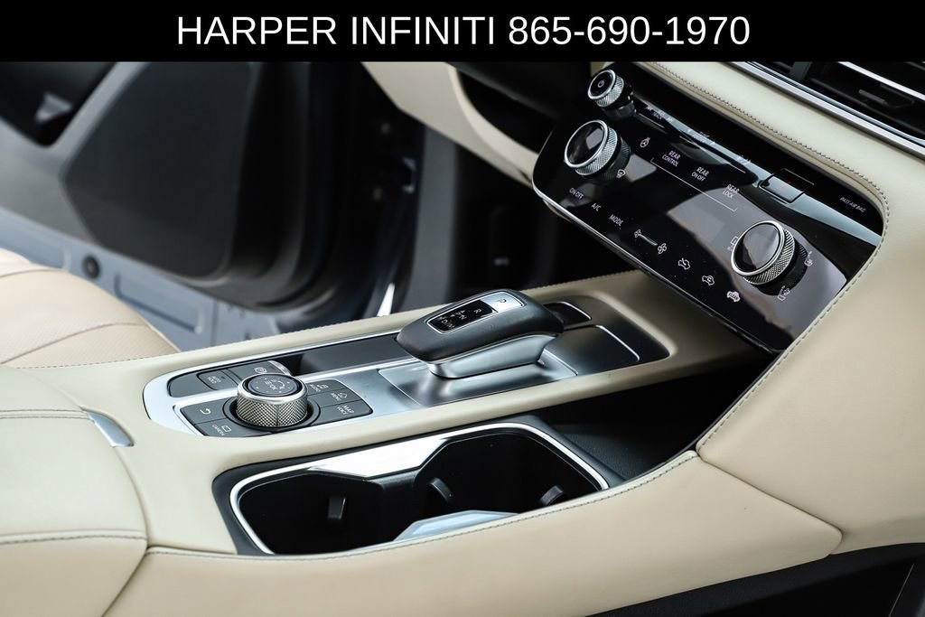 Used 2023 INFINITI QX60 Sensory w/ Vision Package AWD/4WD image 34