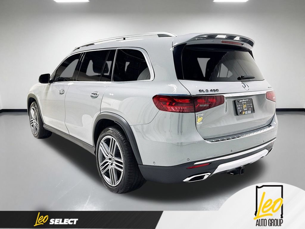 Used 2024 Mercedes-Benz GLS 450 4MATIC image 9