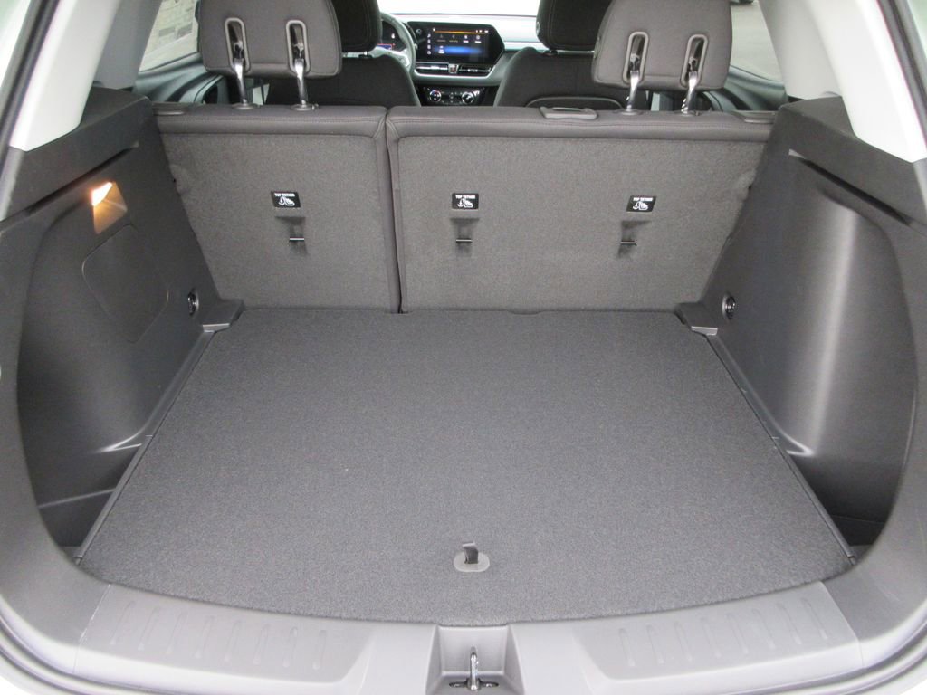 New 2026 Chevrolet TrailBlazer LT w/ Convenience Package FWD image 11