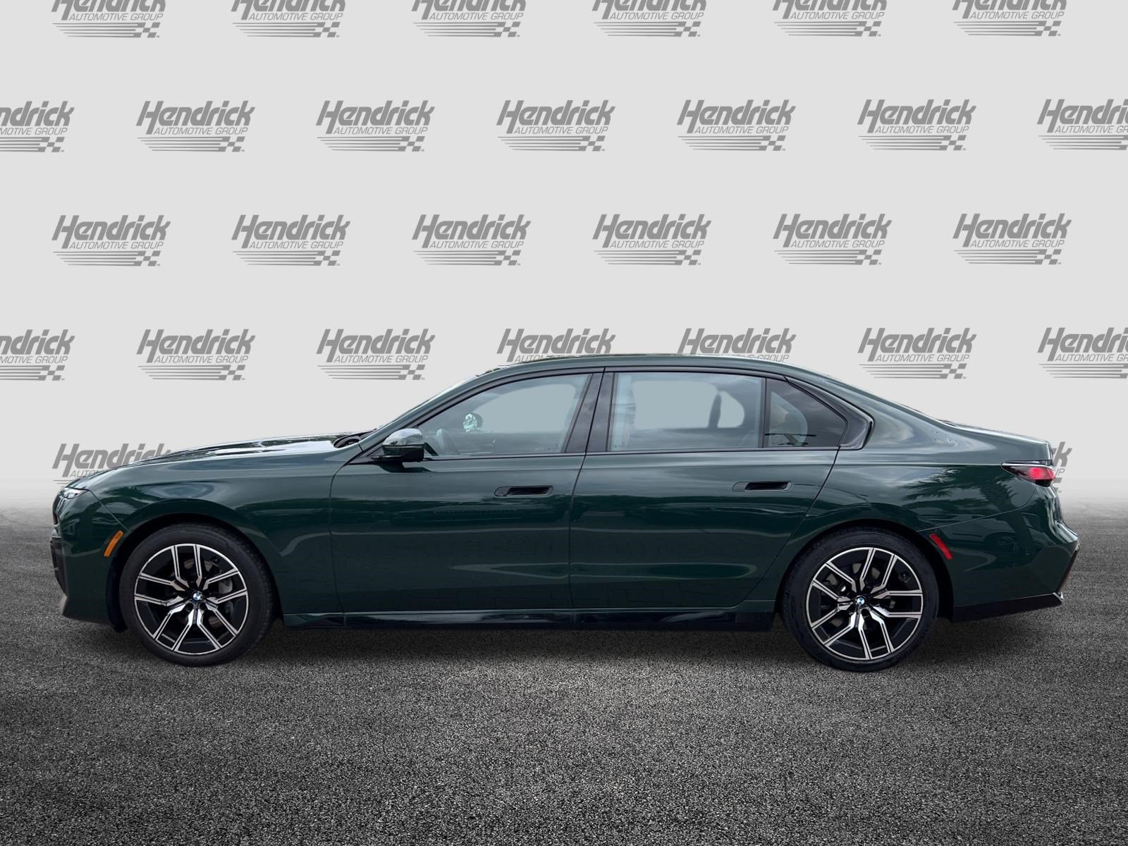 Certified 2024 BMW 740i RWD image 7