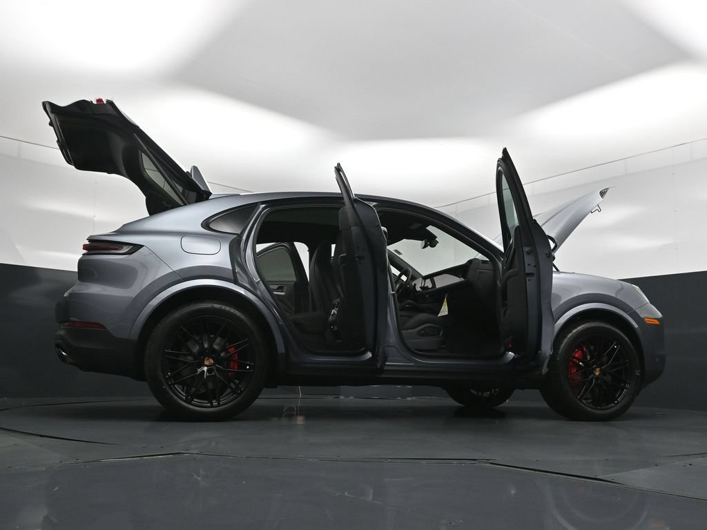 New 2026 Porsche Cayenne S AWD/4WD image 37