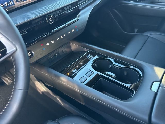Certified 2025 Nissan Murano SV AWD/4WD image 21