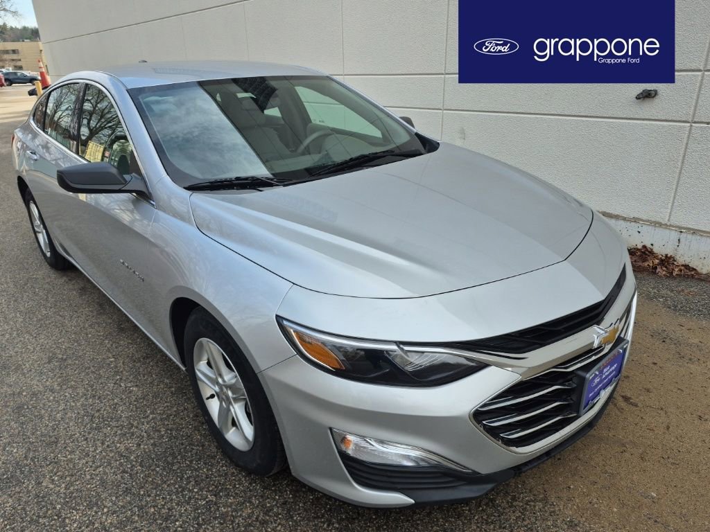 Used 2020 Chevrolet Malibu LS video 1