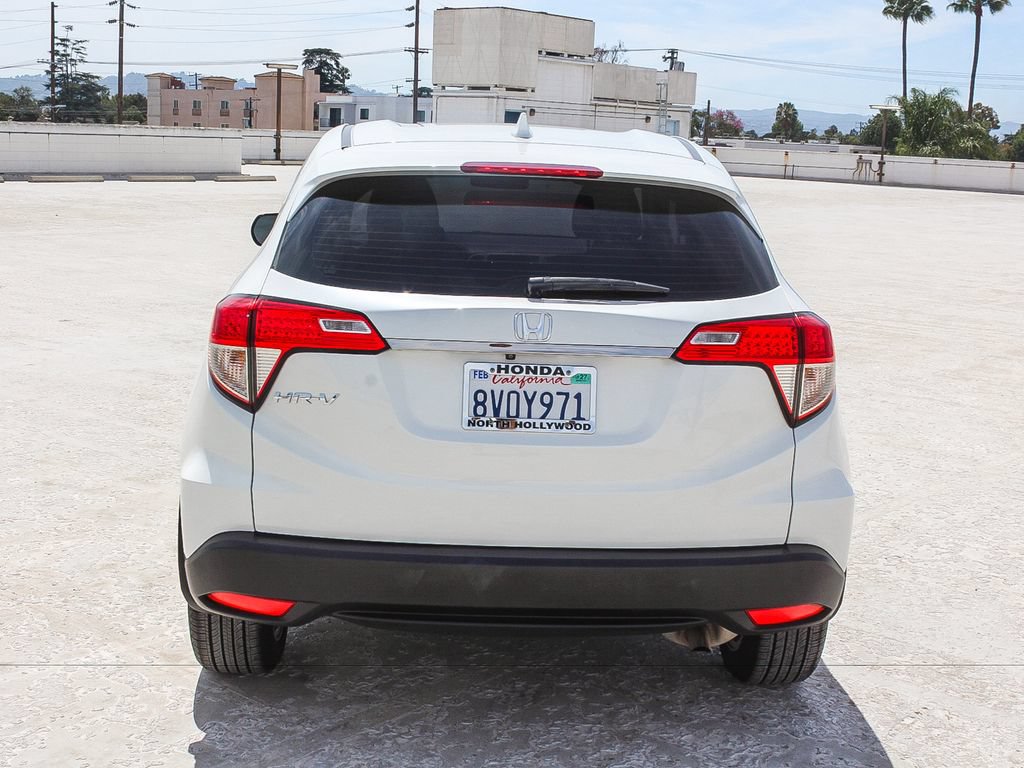 Certified 2021 Honda HR-V LX image 5