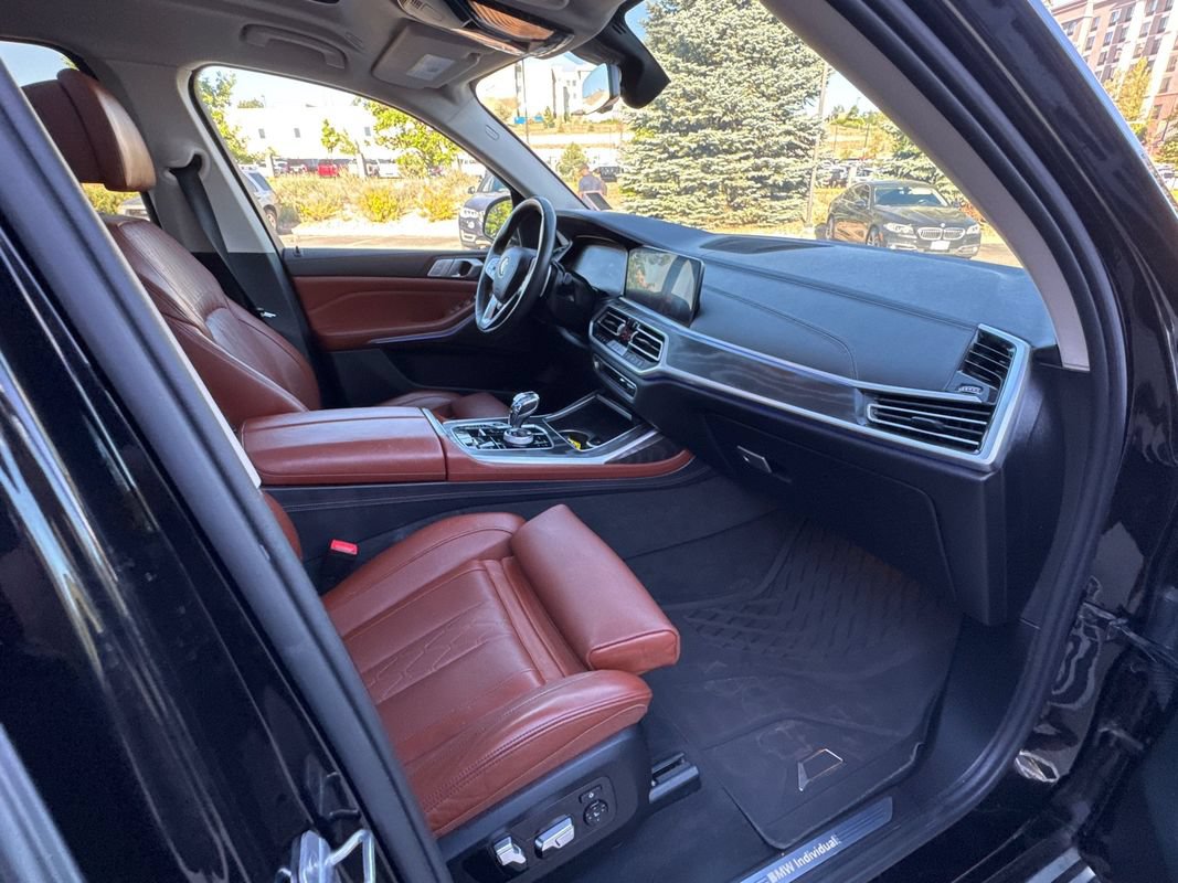 Used 2019 BMW X7 xDrive40i w/ Luxury Seating Package AWD/4WD image 16