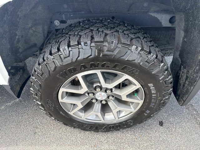 Used 2021 GMC Canyon AT4 w/ Driver Alert Package AWD/4WD image 12