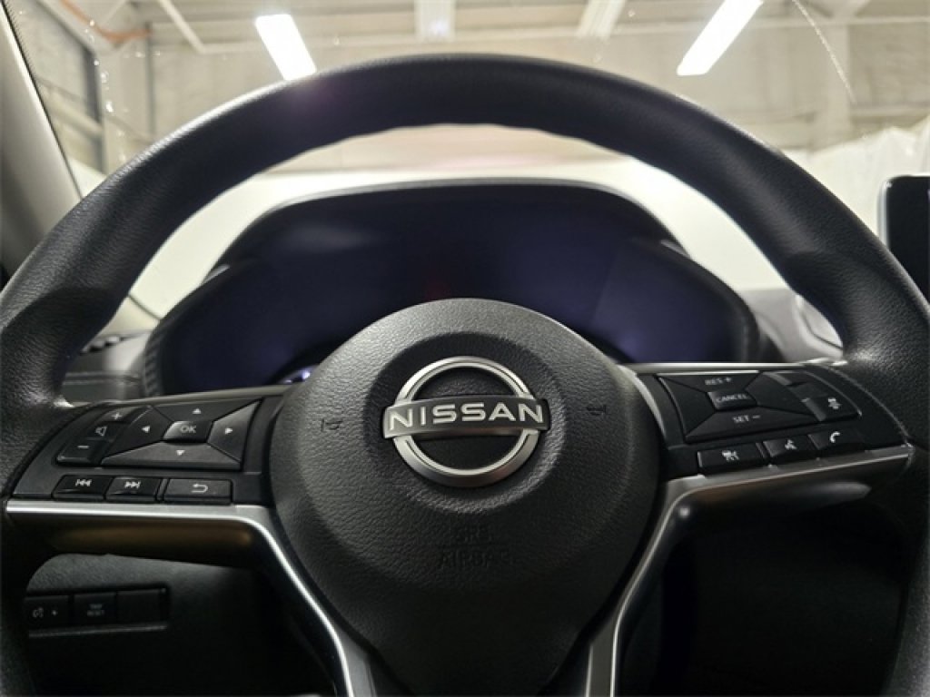 Used 2024 Nissan Sentra SV image 24