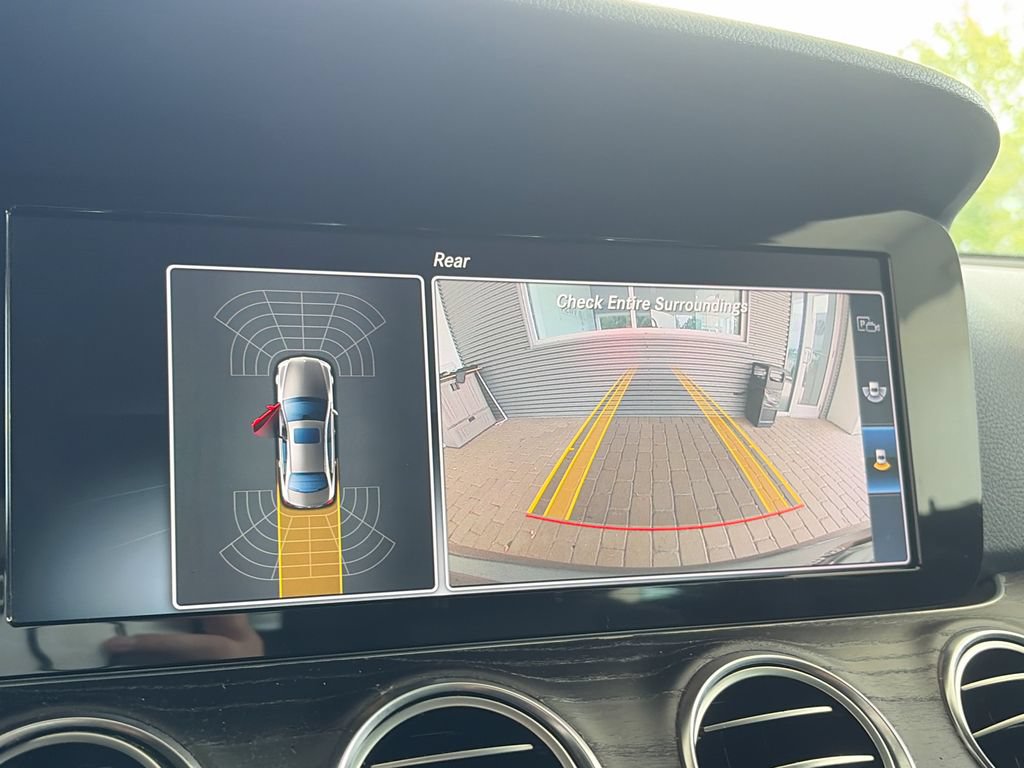 Used 2017 Mercedes-Benz E 300 4MATIC image 25