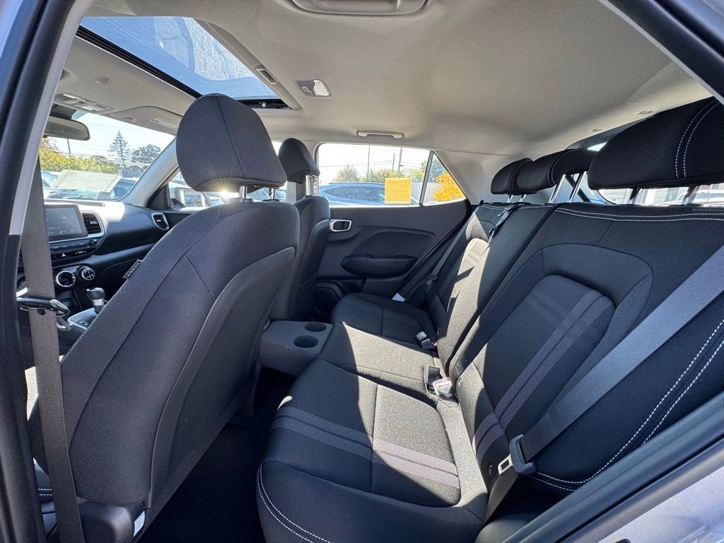 New 2025 Hyundai Venue SEL image 14