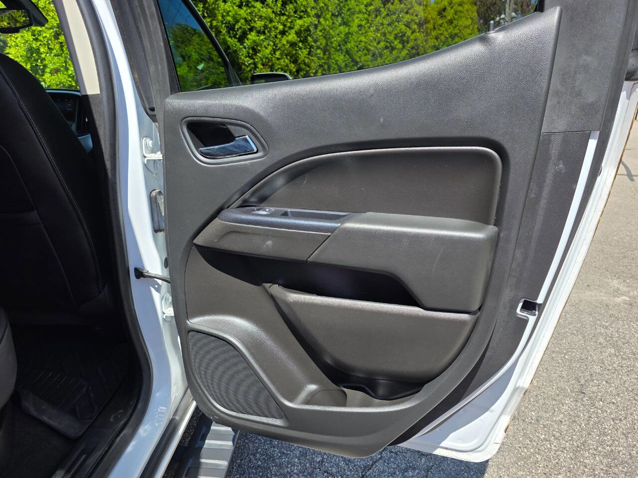 Used 2021 Chevrolet Colorado LT w/ LT Convenience Package image 29