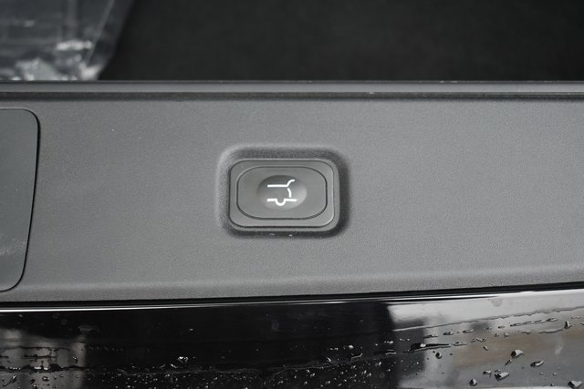 Used 2025 Ford Expedition Platinum w/ Stealth Performance Package image 46