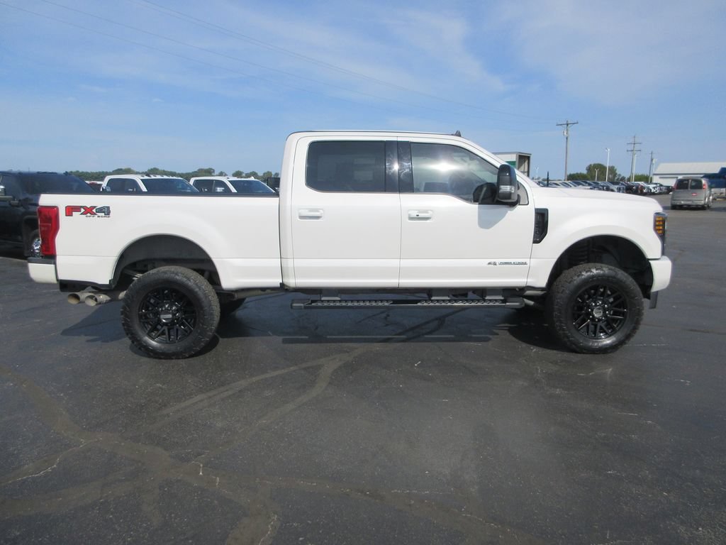 Used 2019 Ford F250 Lariat w/ Lariat Ultimate Package AWD/4WD image 4