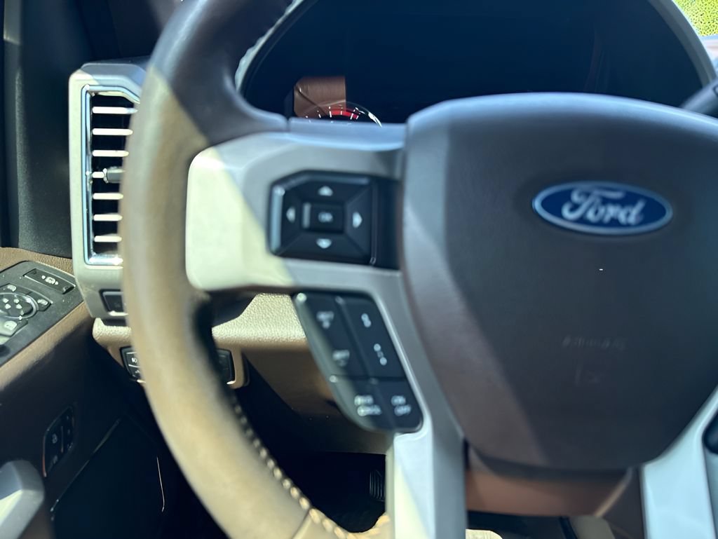 Used 2018 Ford F350 King Ranch w/ King Ranch Ultimate Package AWD/4WD image 17