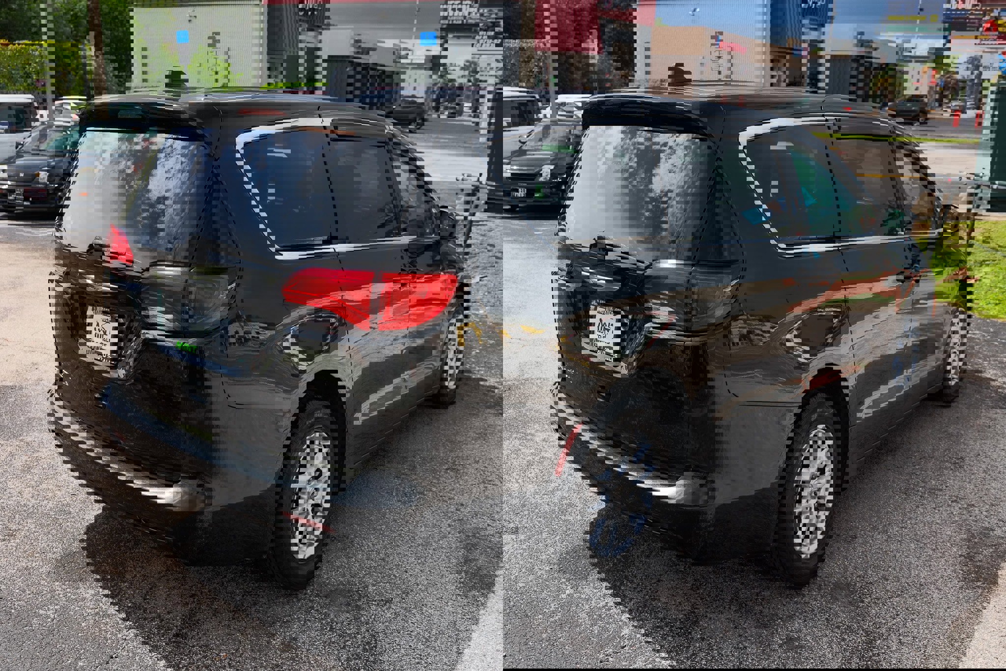 Used 2017 Chrysler Pacifica LX image 16