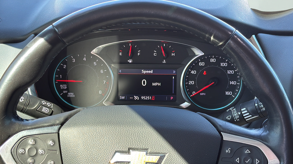 Used 2021 Chevrolet Traverse LT FWD image 20