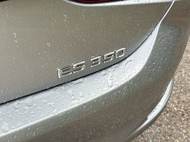 Used 2023 Lexus ES 350 w/ Premium Package FWD image 11