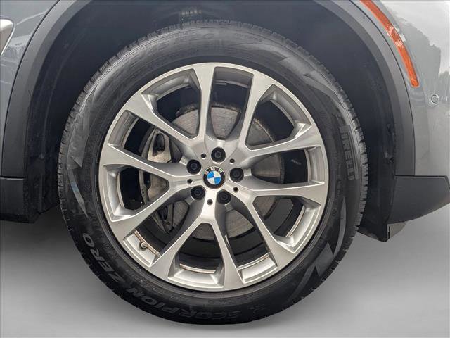 Used 2024 BMW X5 xDrive40i w/ Premium Package image 26