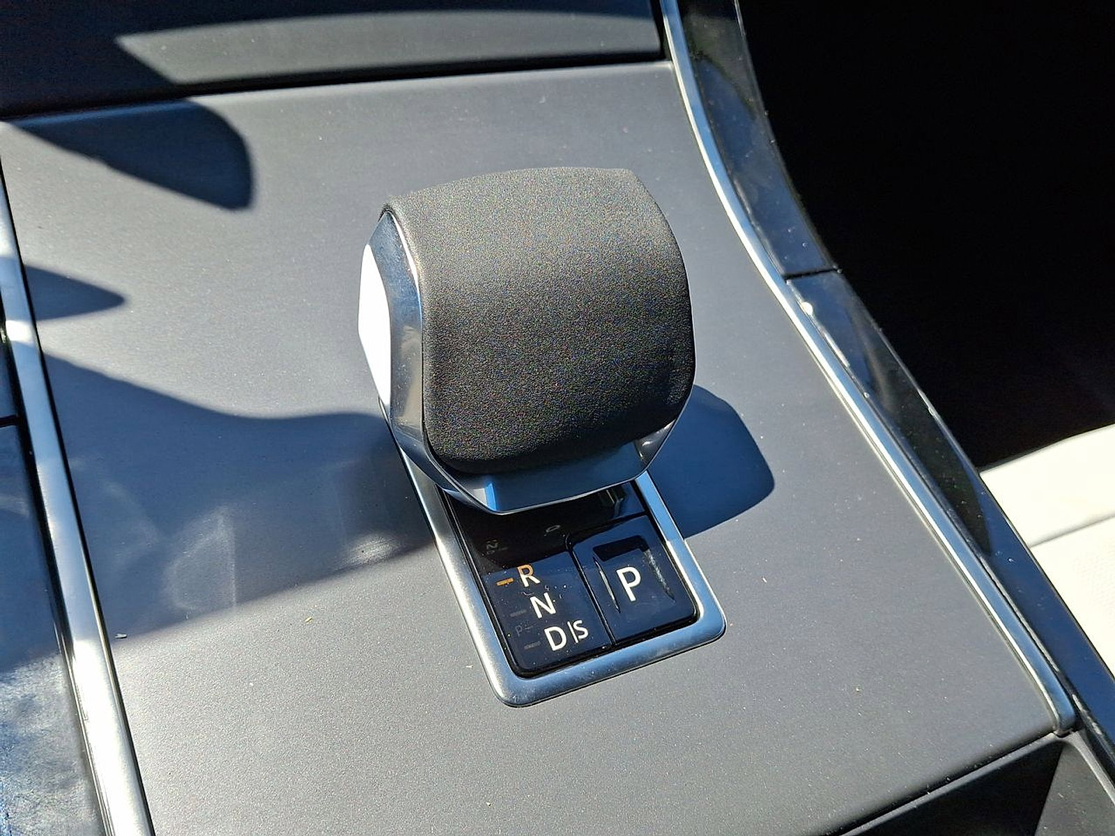 Certified 2026 Land Rover Range Rover Velar S image 24