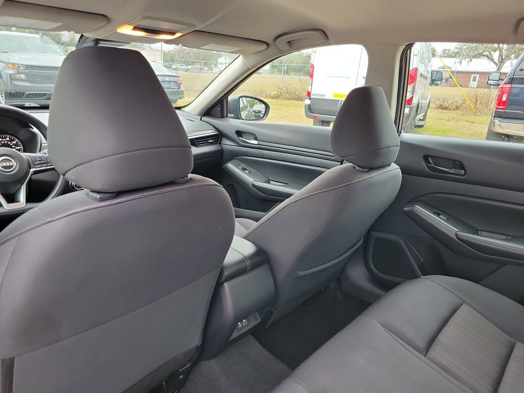 Used 2024 Nissan Altima 2.5 SV image 28