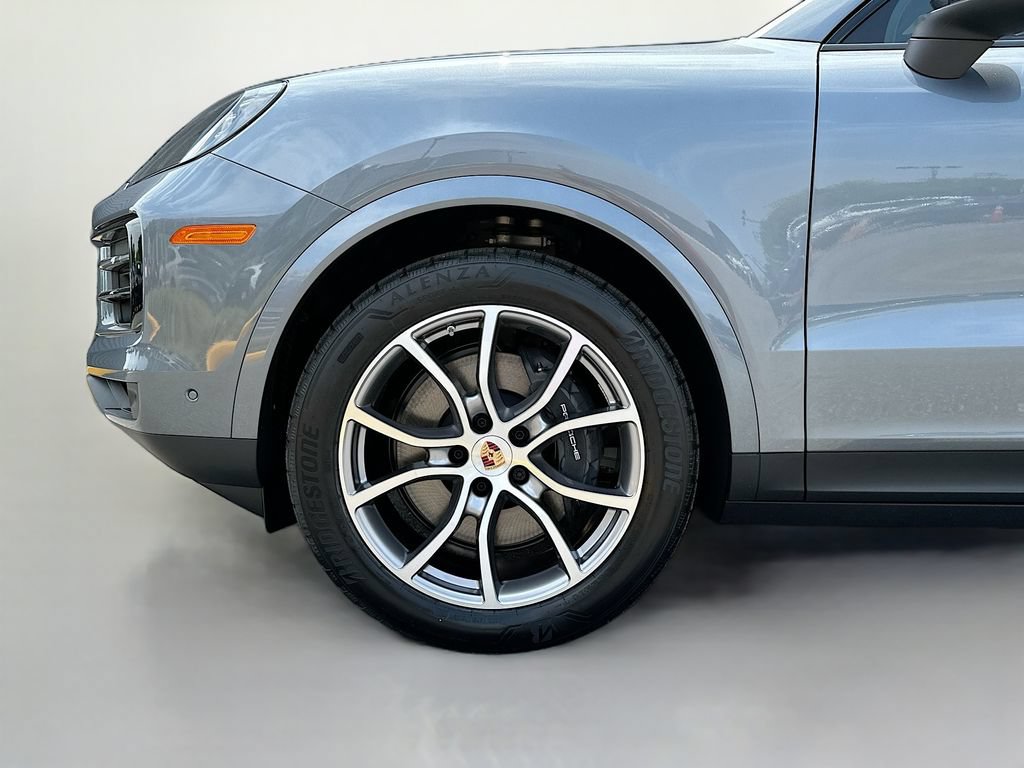 New 2026 Porsche Cayenne AWD/4WD image 33