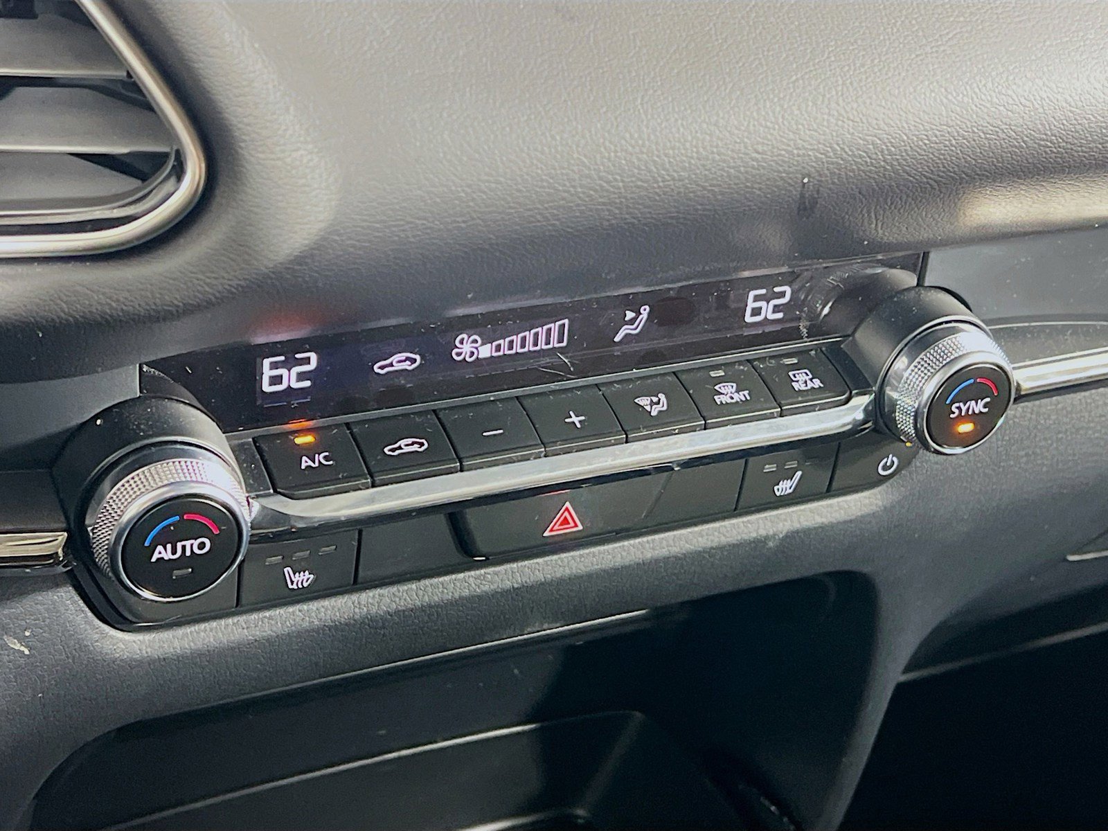 Used 2025 MAZDA CX-30 AWD 2.5 S w/ Preferred Package image 9