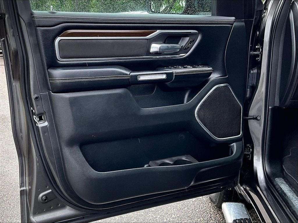 Used 2021 RAM 1500 Laramie AWD/4WD image 8