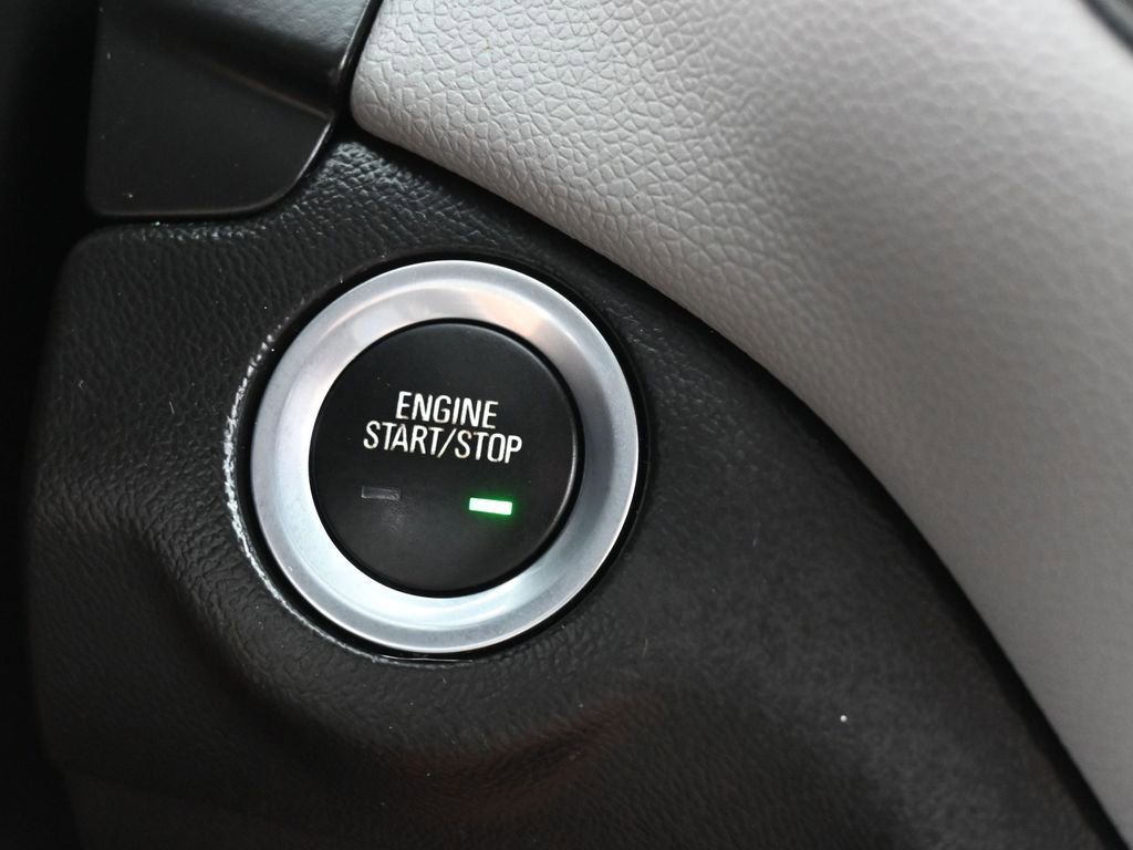 Used 2020 Chevrolet Equinox LS image 27